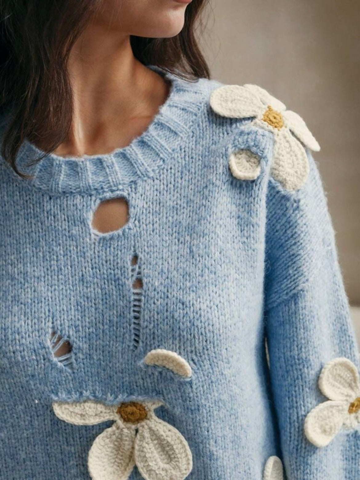 CM-CS411147 Women Casual Seoul Style Round Neck Crochet 3D Floral Long Sleeve Knitted Sweater
