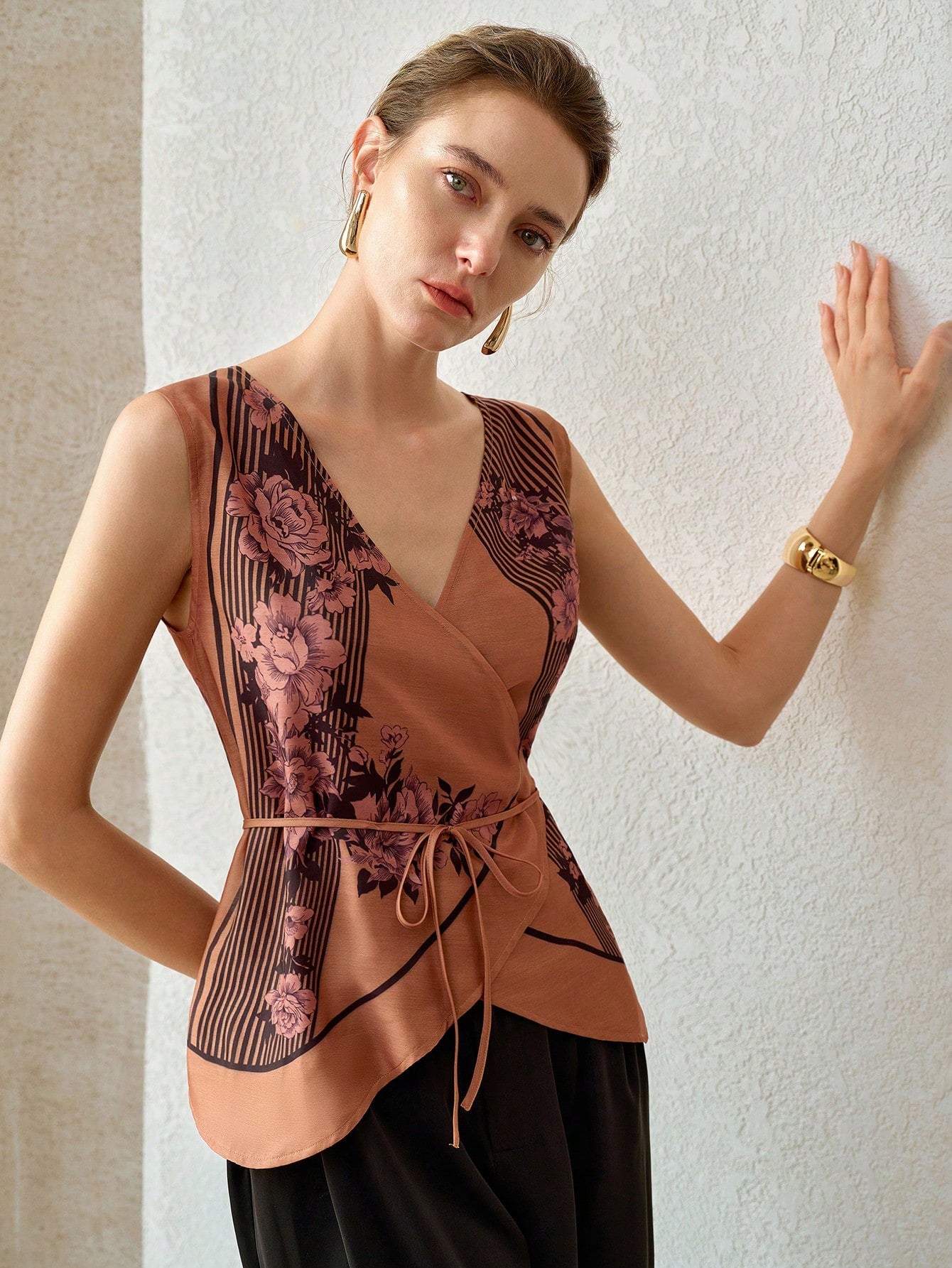 CM-TS820109 Women Casual Seoul Style V-Neck Sleeveless Floral Print Asymmetrical Top - Mocha Brown