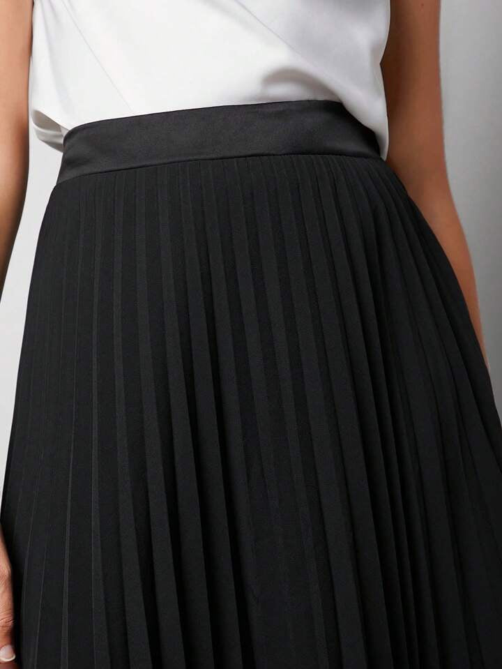 CM-BS614252 Women Elegant Seoul Style High Waist Long Pleated Skirt - Black