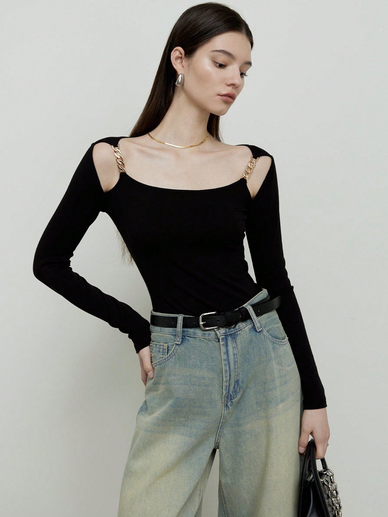 CM-TS175782 Women Casual Seoul Style Chain Strap Off-The-Shoulder Knitted Long-Sleeved T-Shirt