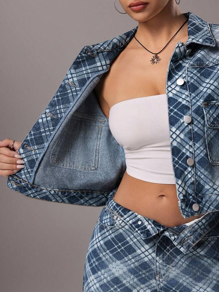 CM-CS876969 Women Casual Seoul Style Medium Wash Diamond Plaid Button-Up Denim Jacket