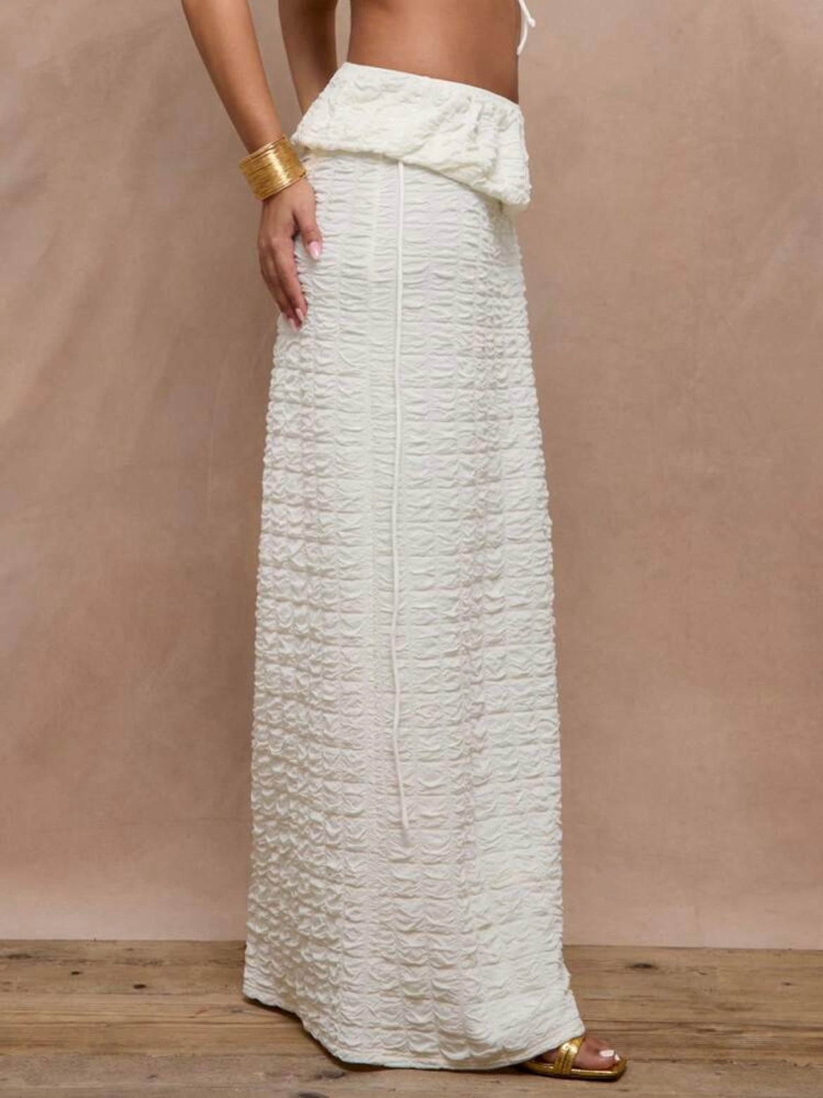 CM-BS112722 Women Trendy Bohemian Style Textured Folded Waist Maxi Skirt - Beige