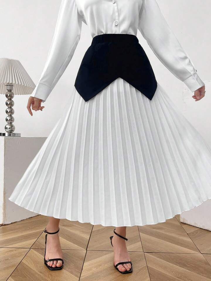 CM-BS695561 Women Elegant Seoul Style Color Block Pleated A-Line Long Skirt