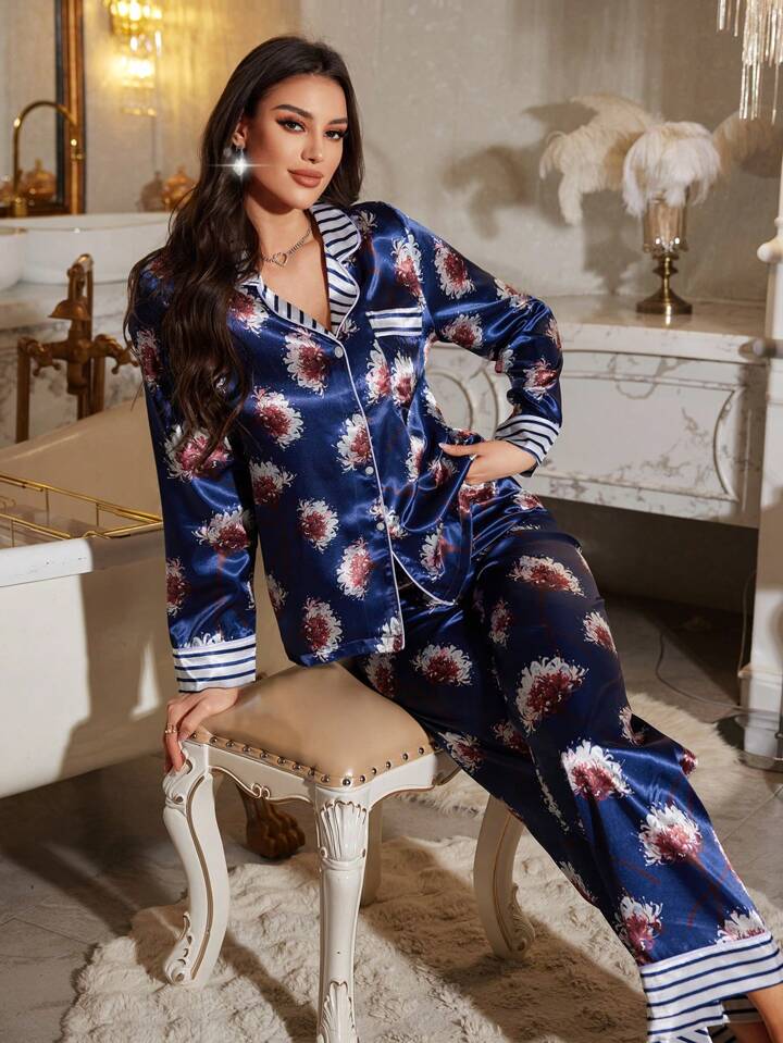 CM-LS474589 Women Trendy Seoul Style Floral Print Contrast Color Satin Lapel Pajamas Set