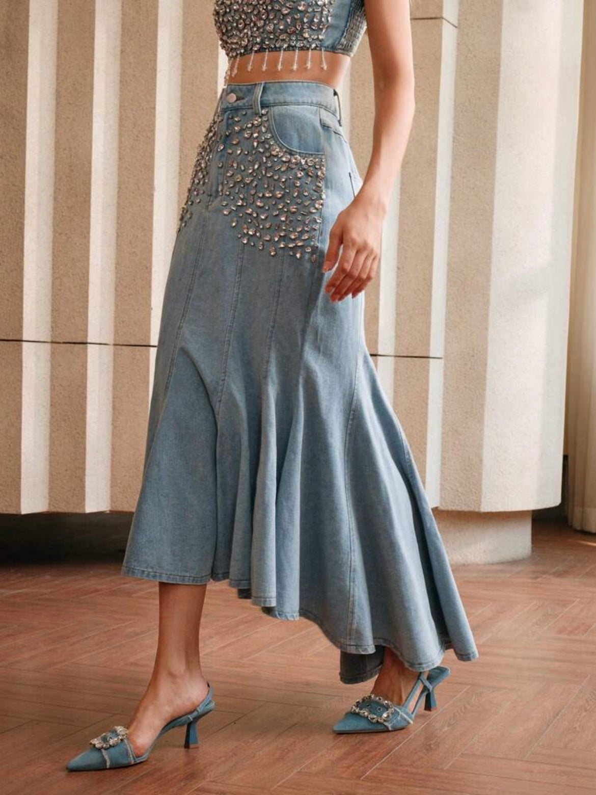 CM-BS729728 Women Elegant Seoul Style Rhinestone Embellished Mermaid Denim Skirt - Blue