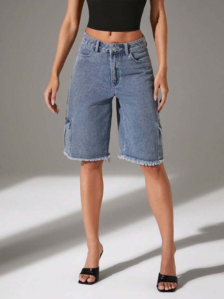 CM-BS581811 Women Casual Seoul Style Light Wash Fray Hem Cargo Pocket Low Waist Denim Shorts