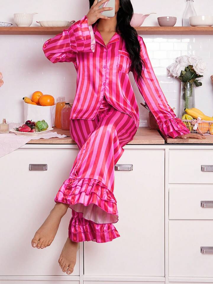 CM-LS361176 Women Trendy Seoul Style Stripe Color Top With Long Pants Pajama Set