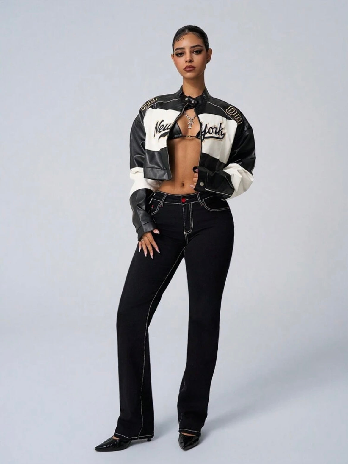 CM-BS111090 Women Casual Seoul Style Pocket Detail Stright Leg Washed Denim Jeans - Black