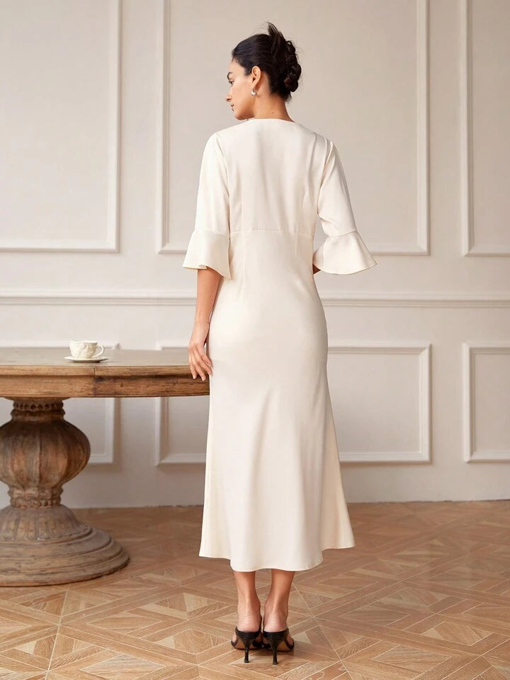 CM-DS247962 Women Elegant Seoul Style V-Neck Flare Sleeve Mermaid Dress - Champagne