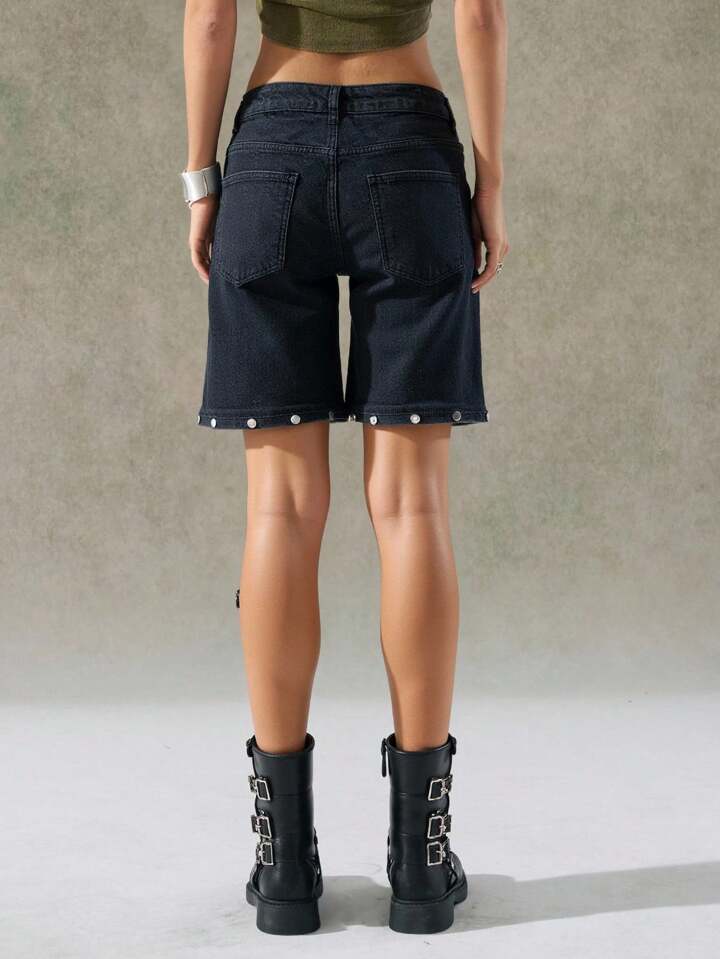 CM-BS253496 Women Casual Seoul Style Low Waist Button Pocket Straight Leg Denim Shorts - Black
