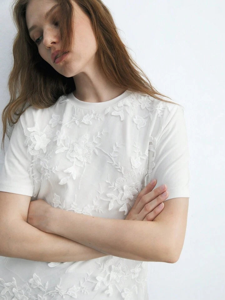 CM-TS222332 Women Casual Seoul Style 3D Floral Embroidery Round Neck Short Sleeve T-Shirt