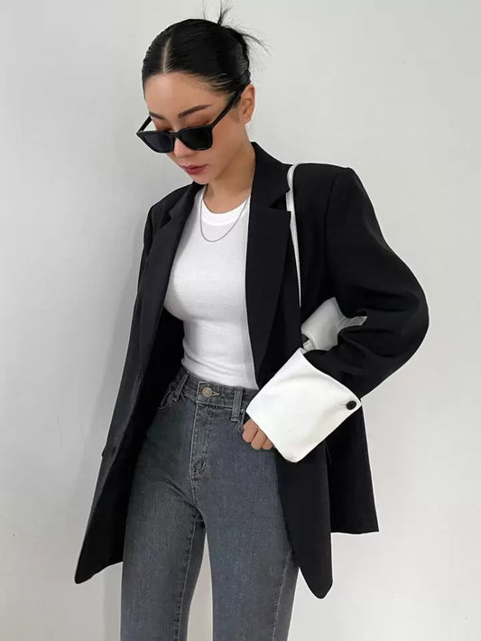 CM-CS876978 Women Casual Seoul Style Lapel Neckline Button Front Long Sleeve Blazer - Black