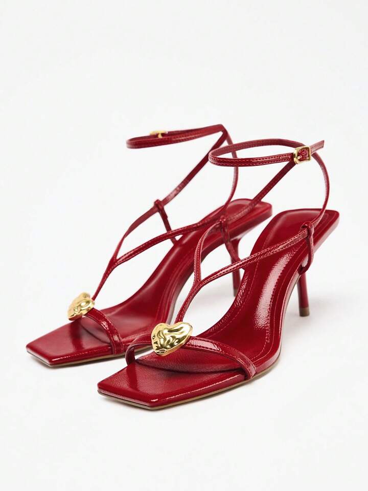 CM-SHS019322 Women Trendy Seoul Style Strappy Heart Metal Decor Lacquered Leather Heel Sandals - Red