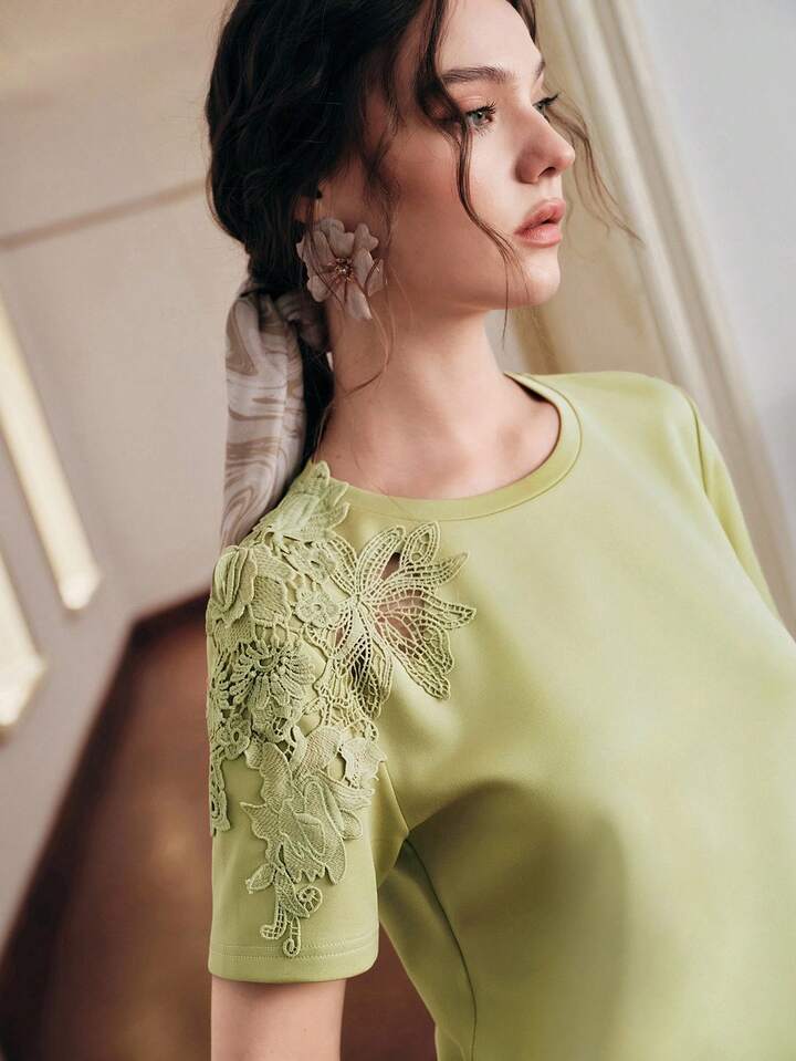 CM-TS254790 Women Elegant Seoul Style Round Neck Short Sleeve Lace Patchwork 3D Embroidered Floral Knit T-Shirt - Green