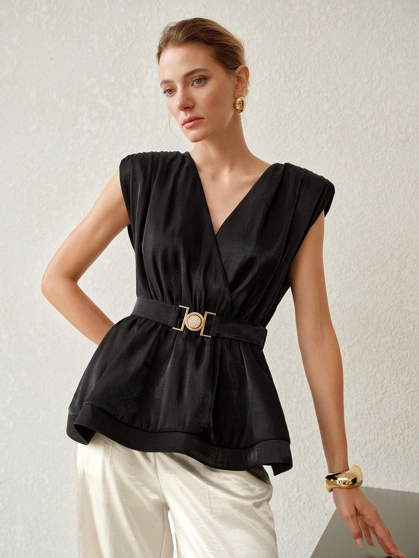 CM-TS414602 Women Elegant Seoul Style V-Neck Sleeveless Ruched Waist Top -  Black