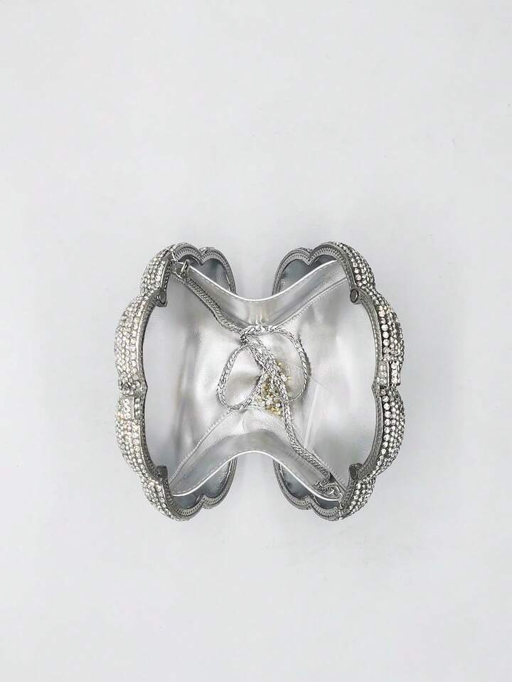 CM-BGS061611 Women Elegant Seoul Style Floral Design Rhinestone Crystal Handmade Clutch Bag - Silver