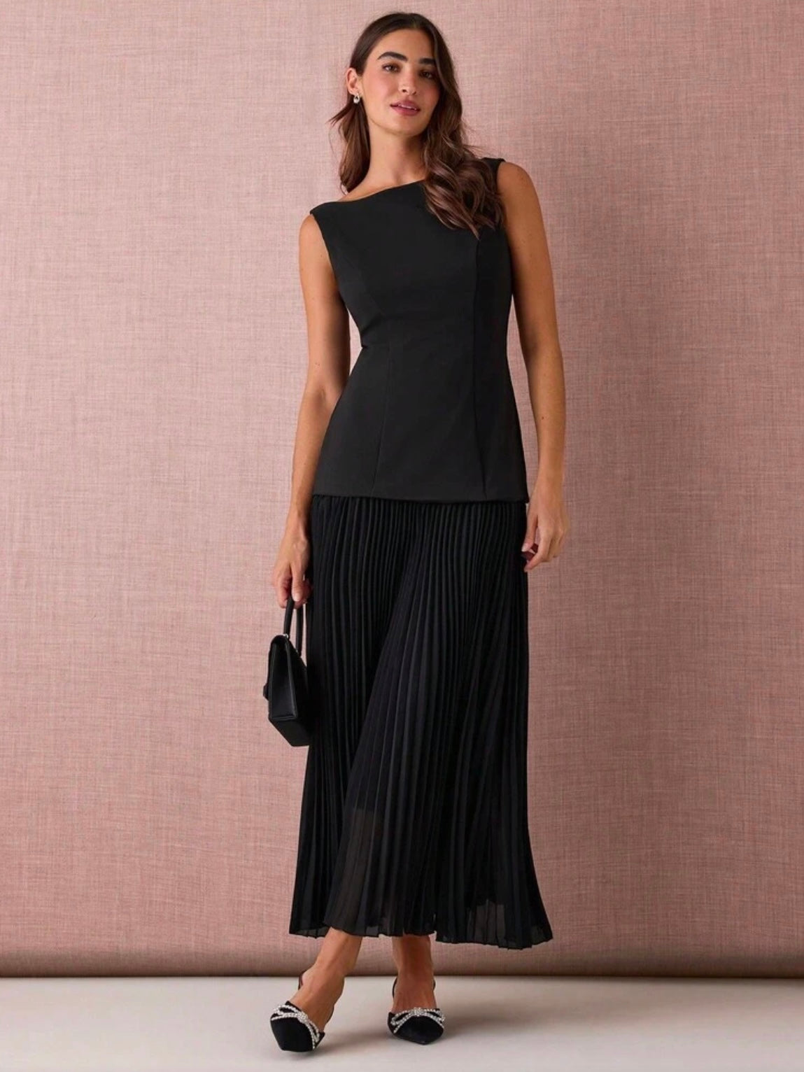 CM-DS114103 Women Elegant Seoul Style Boat Neck Sleeveless Pleated Hem Backless Maxi Dress - Black