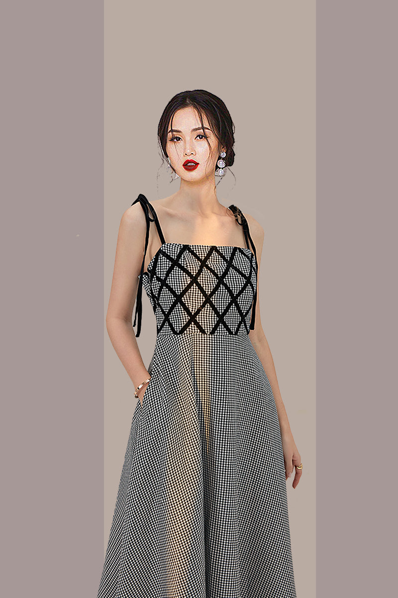 CM-DY012830 Women Elegant European Style Sleeveless Midi Dress