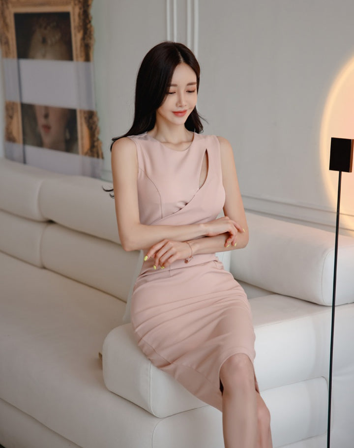 CM-DY016452 Women Elegant Seoul Style Round Neck Sleeveless Slim Midi Dress - Light Pink
