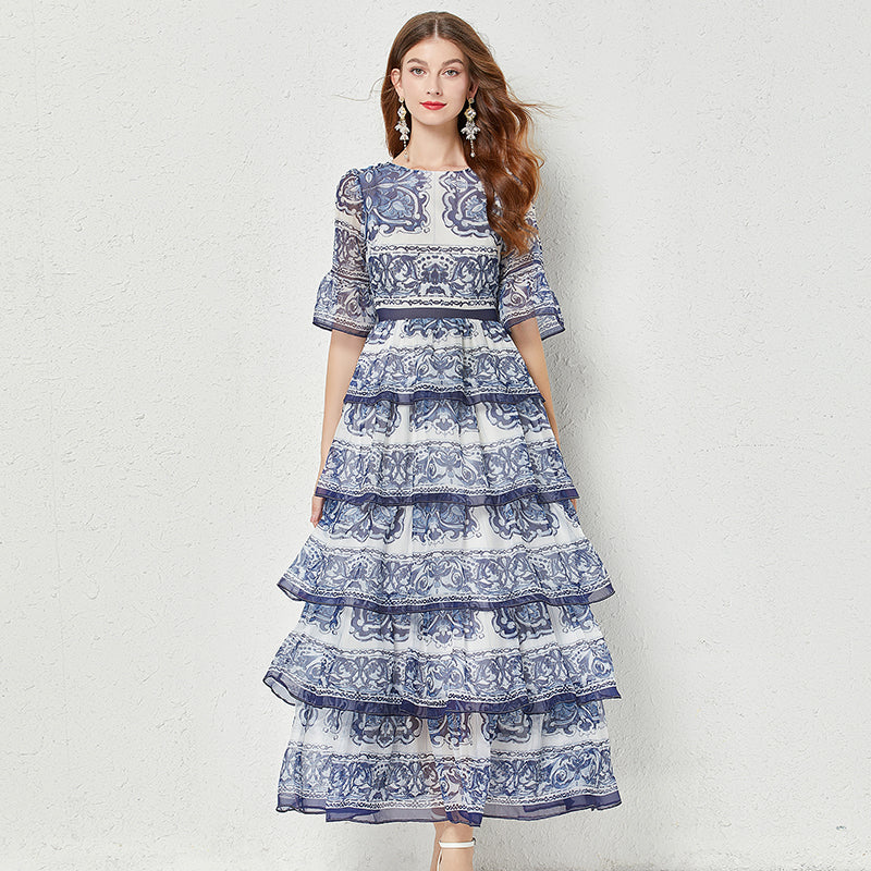 CM-DY047005 Women Elegant European Style Round Neck Trumpet Sleeve Cake Long Dress