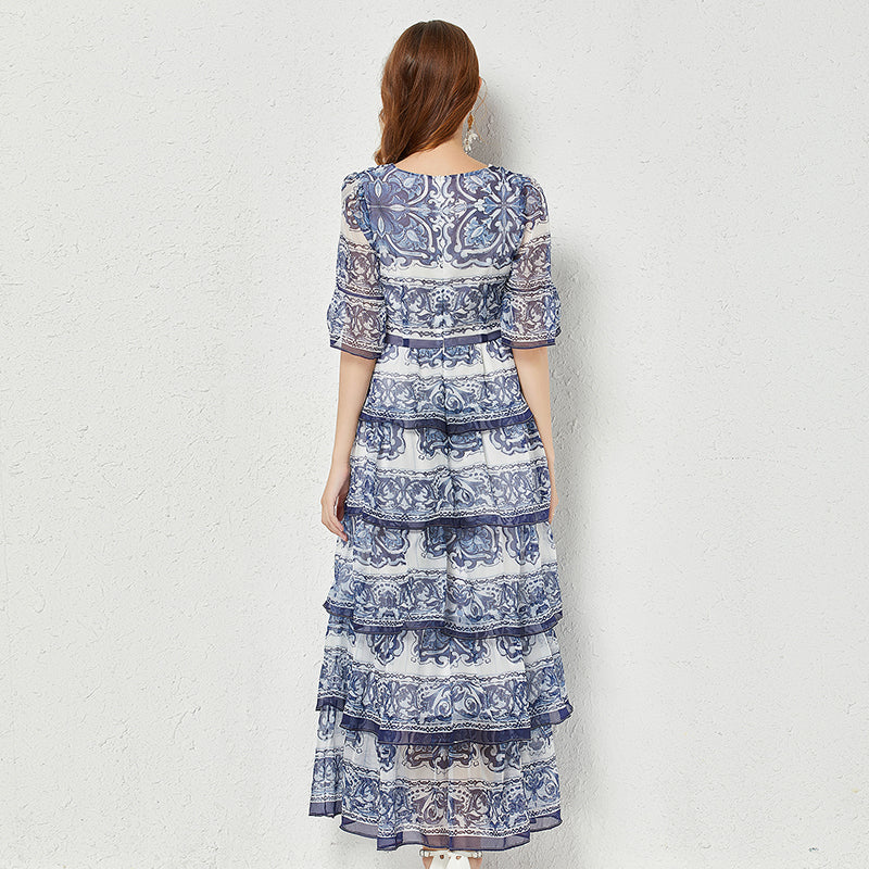 CM-DY047005 Women Elegant European Style Round Neck Trumpet Sleeve Cake Long Dress