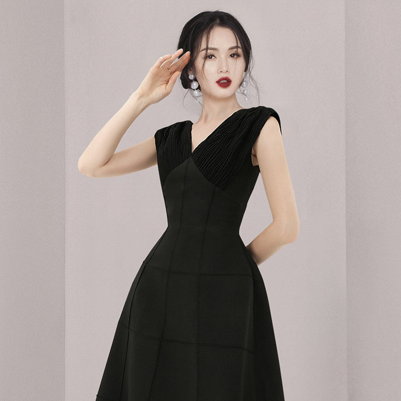 CM-DY058563 Women Elegant European Style Sleeveless V-Neck Slim Dress - Black