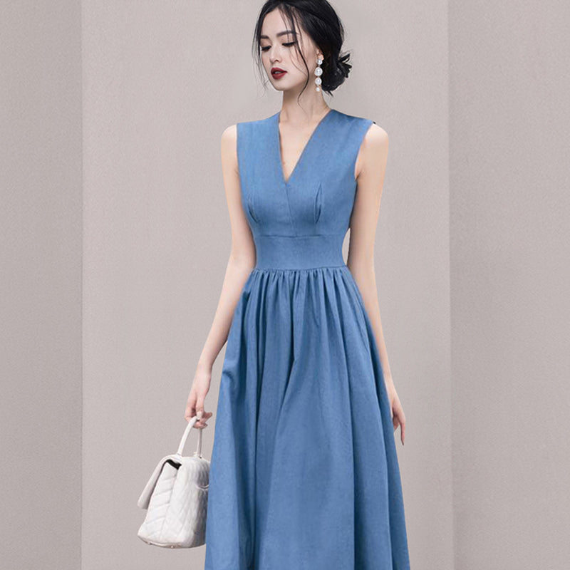 CM-DY076048 Women Elegant European Style V-Neck Sleeveless Long Dress - Blue