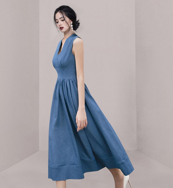 CM-DY076048 Women Elegant European Style V-Neck Sleeveless Long Dress - Blue