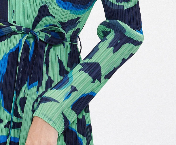 CM-DY084999 Women Elegant European Style Collar Neckline Long Sleeve Pleats A-Line Slim Dress - Green