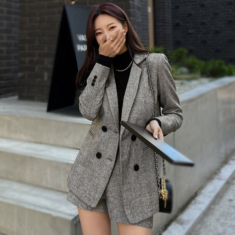 CM-SY089126 Women Elegant Seoul Style Double Breasted Long Sleeve Blazer With Short Pants Suit