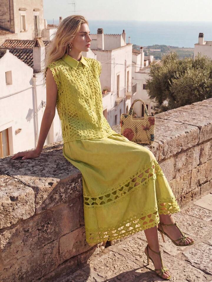 CM-SS636973 Women Elegant Seoul Style Hollow Floral Splice Collar Neckline Sleeveless Shirt With Flared Skirt - Set
