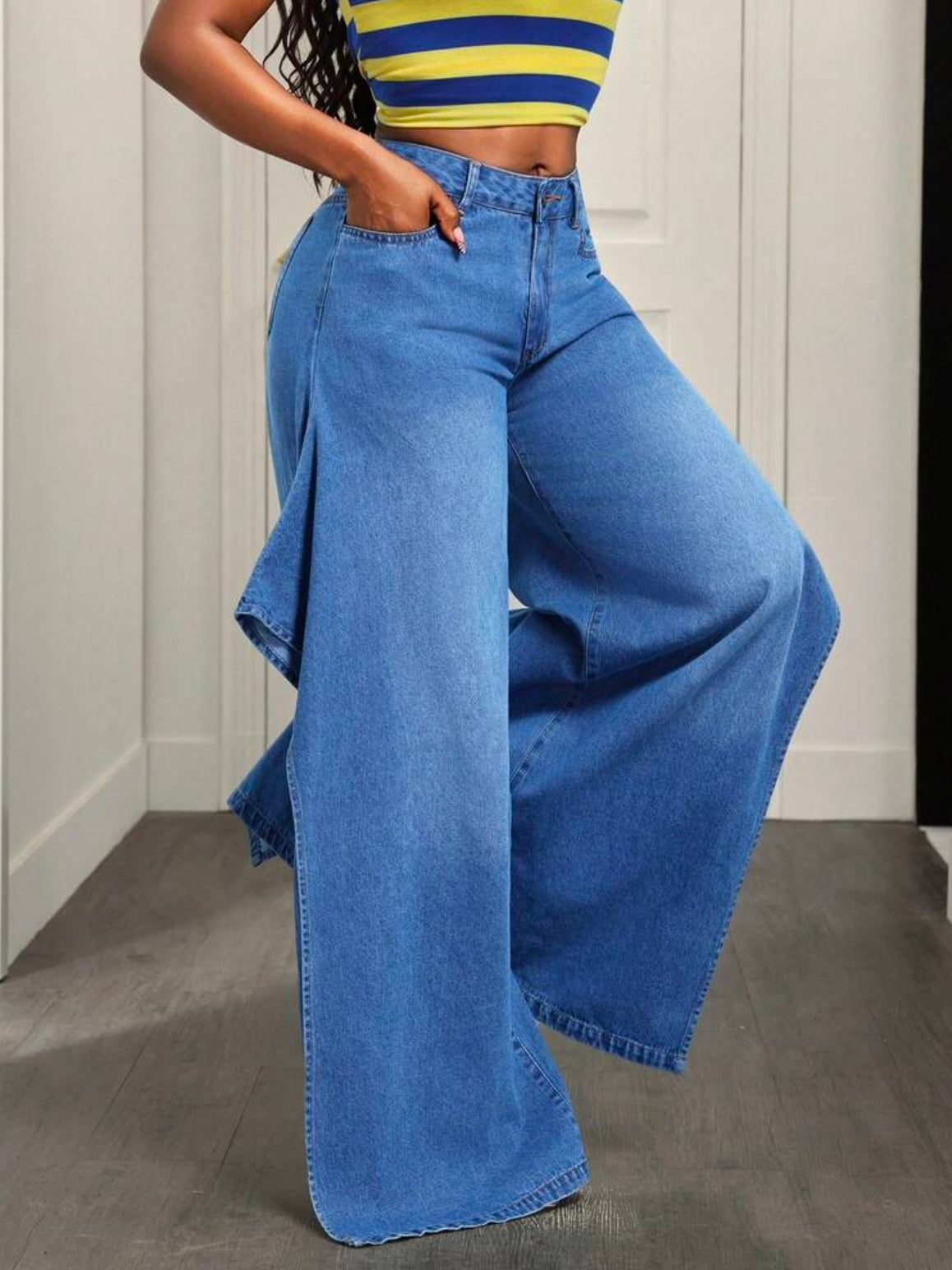 CM-BS843650 Women Casual Seoul Style Split Mid Waist Split Thigh Straight Leg Denim Jeans - Blue