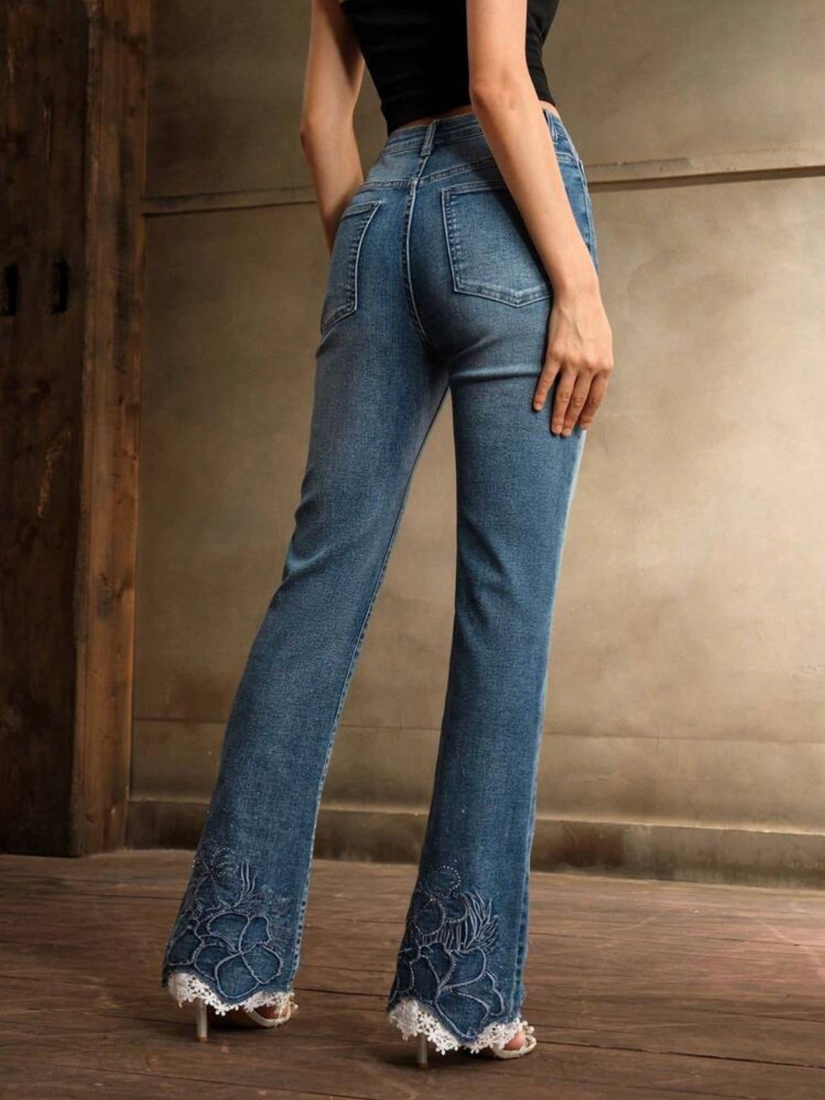CM-BS455129 Women Elegant Seoul Style Embroidery Lace Hollow-Out Rhinestone Trim Flared Hem Jeans