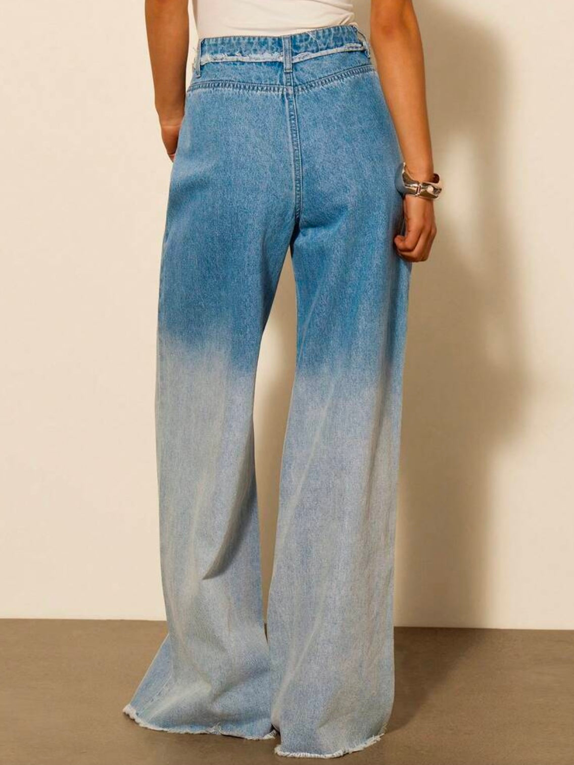 CM-BS410034 Women Casual Seoul Style Low Waist Front Button Pocket Frayed Hem Denim Jeans - Blue