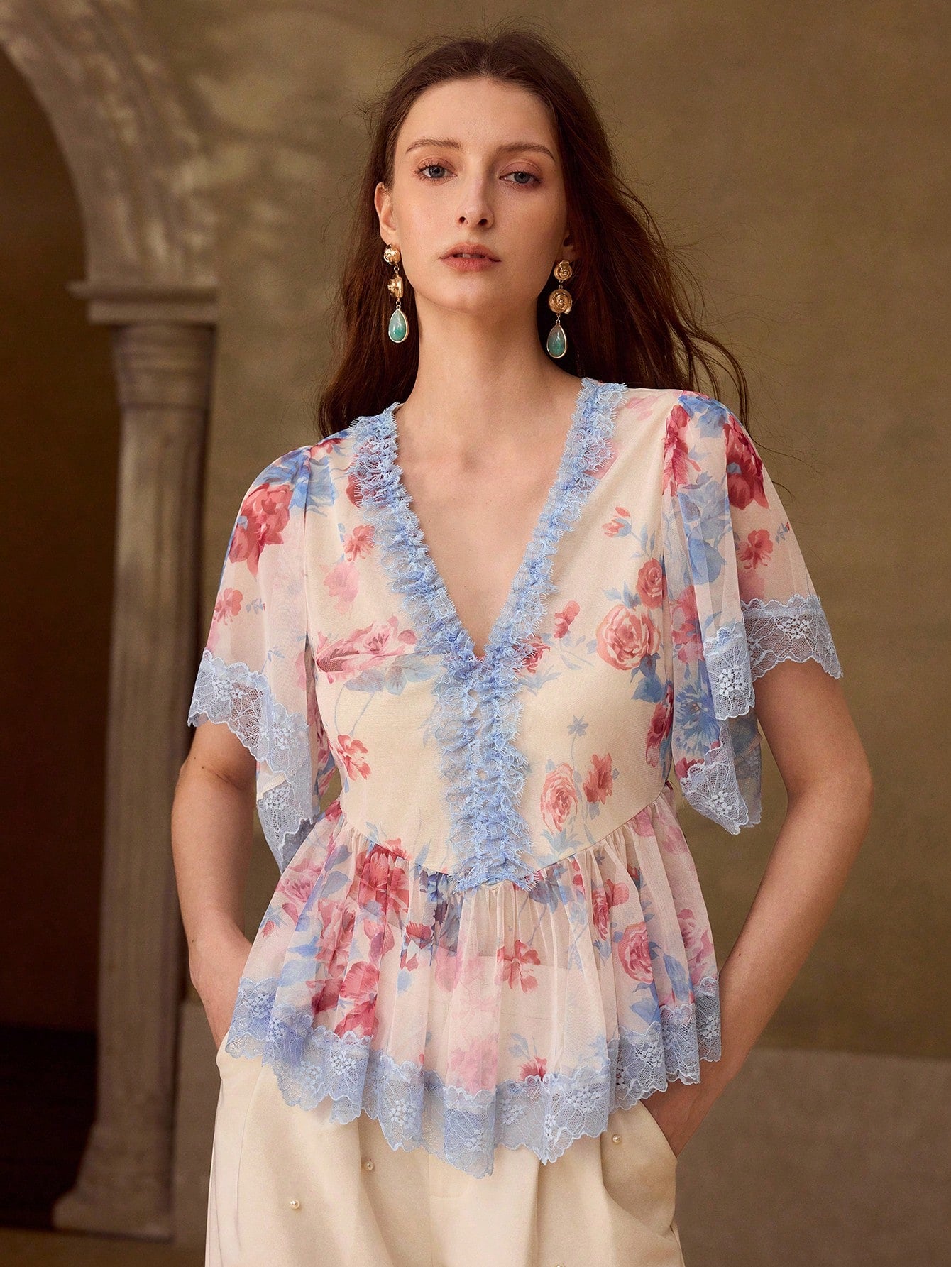 CM-TS903484 Women Elegant Seoul Style V-Neck Short Sleeve Mesh Printed Lace Patchwork Blouse - Pink