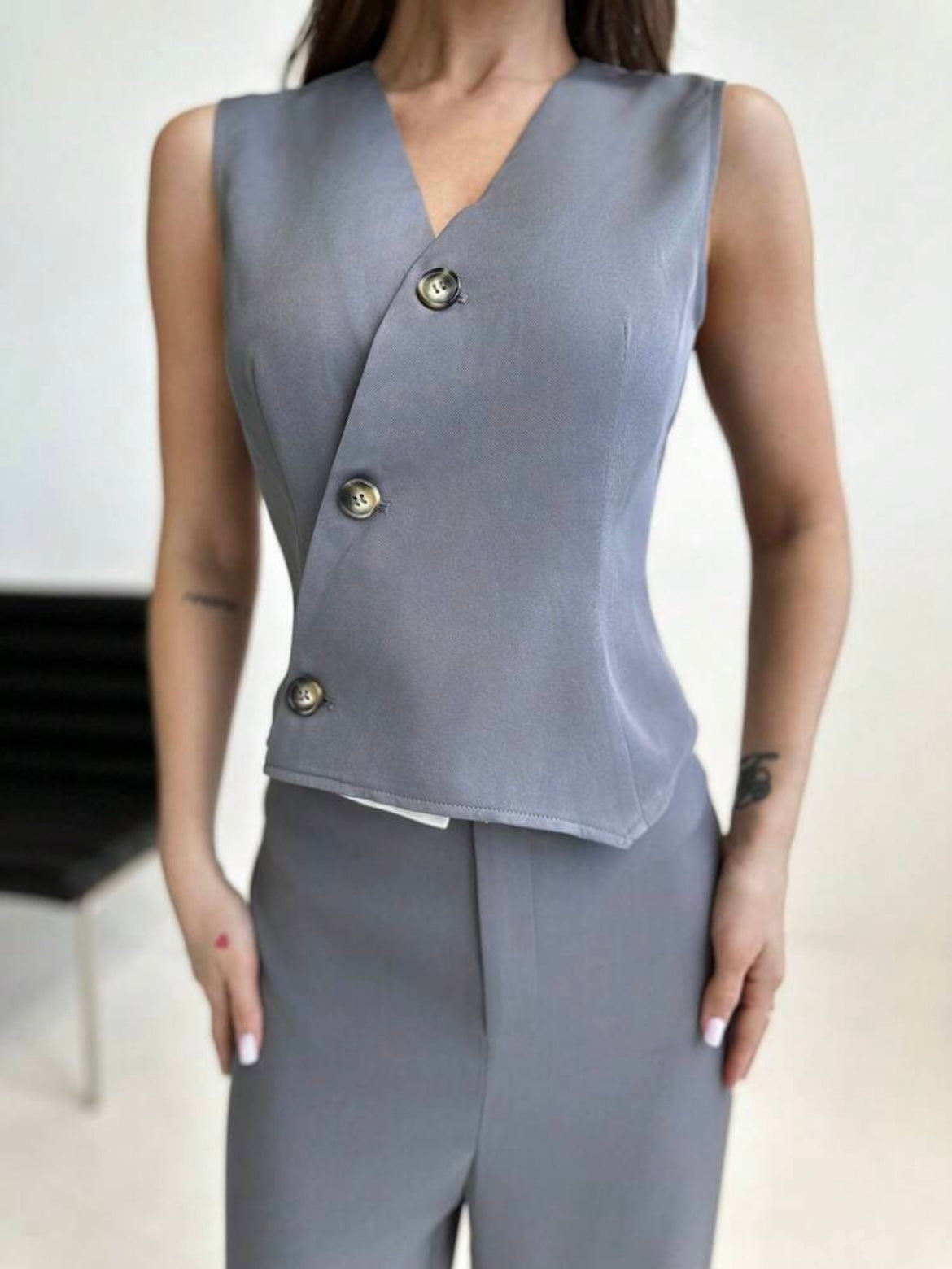 CM-SS615555 Women Elegant Seoul Style Colorblock Sleeveless Vest With Waist Belt Low Waist Long Tail Suit - Gray