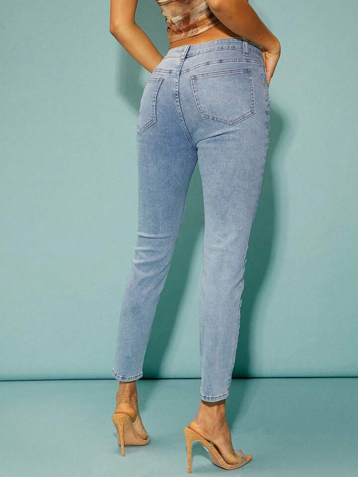 CM-BS505040 Women Casual Seoul Style Front Button Pocket Distressed Denim Jeans - Blue