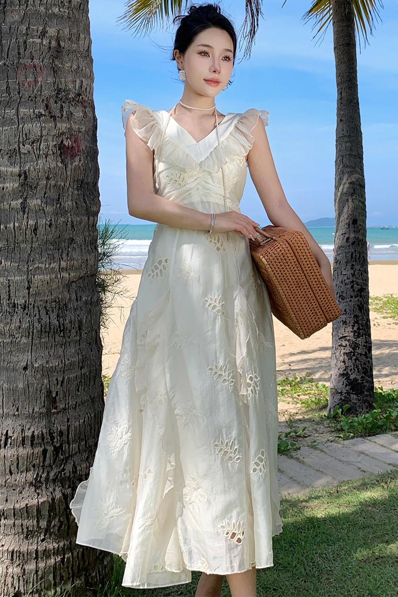CM-DY000048 Women Trendy Bohemian Style V-Neck Sleeveless Maxi Dress - White
