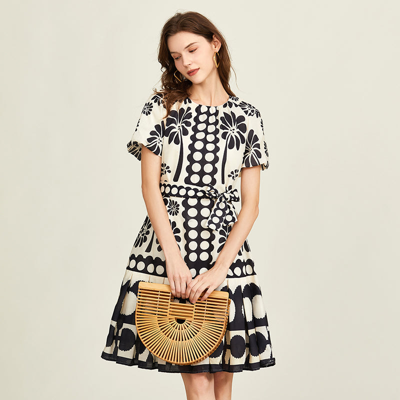 CM-DY015744 Women Elegant Seoul Style Round Neck Lantern Sleeve Pinched Waist Dress
