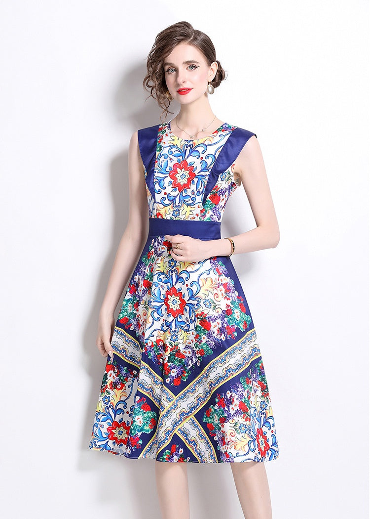 CM-DY020334 Women Elegant European Style Round Neck Sleeveless Pinched Waist A-Line Dress