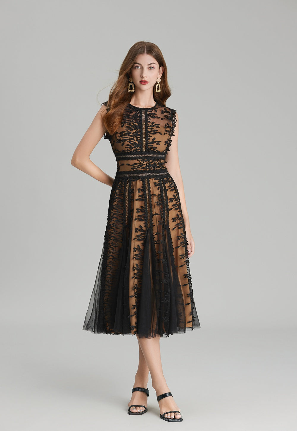 CM-DY020339 Women Elegant European Style Embroidery Gauze Pinched Waist Dress - Black