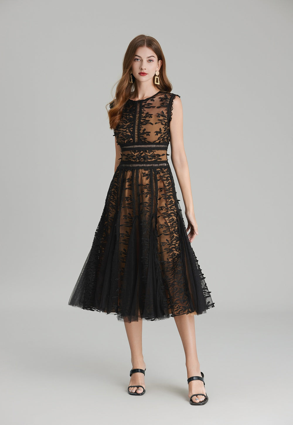 CM-DY020339 Women Elegant European Style Embroidery Gauze Pinched Waist Dress - Black