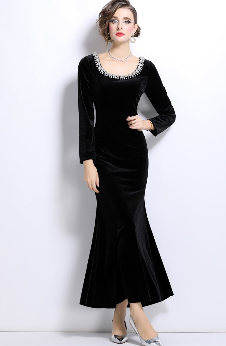 CM-DY024990 Women Elegant European Syle Rund Neck Long Sleeve Slim Mermaid Dress - Black