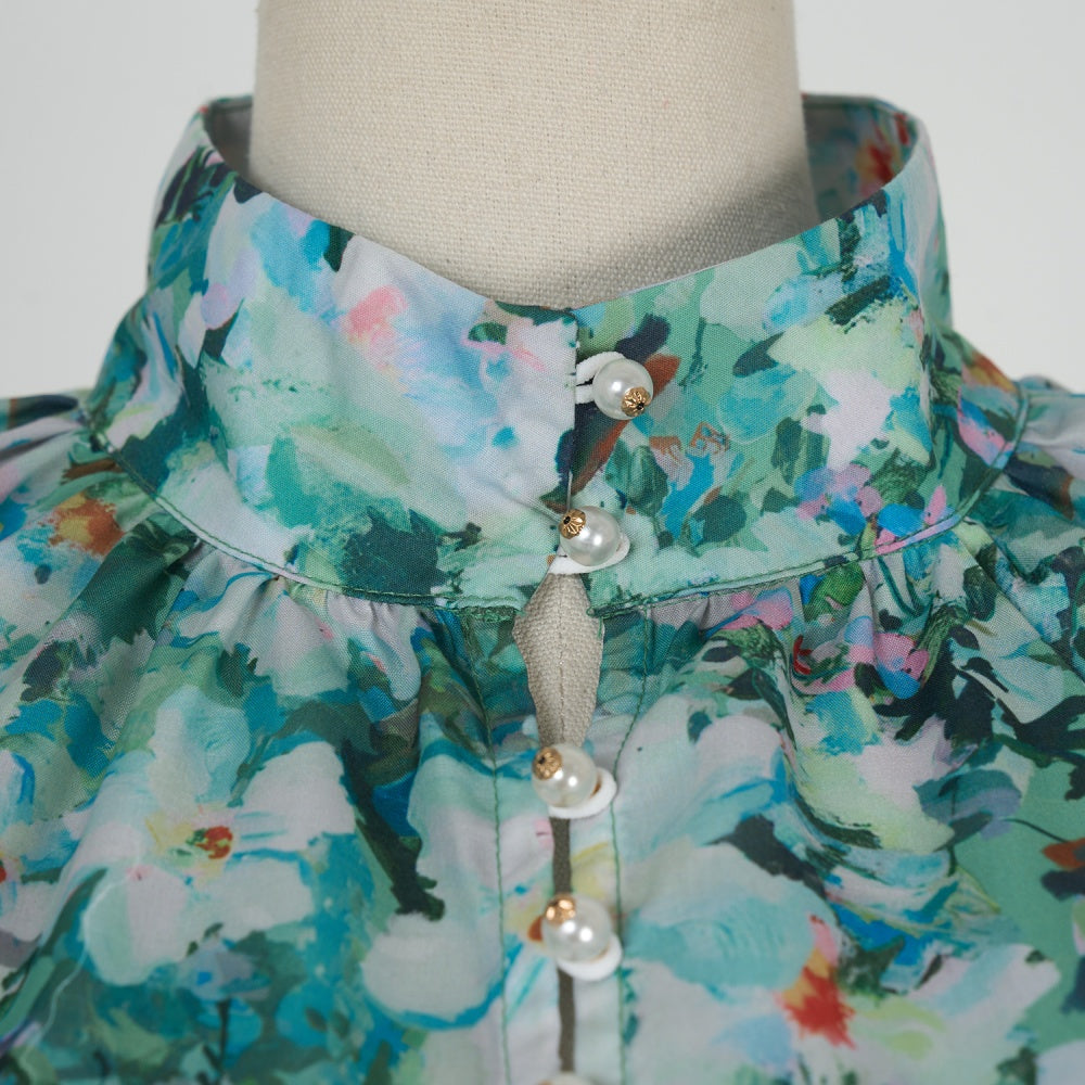 CM-SY034929 Women Elegant European Style Stand Collar Long Sleeve Floral Print Top With Shorts - Set