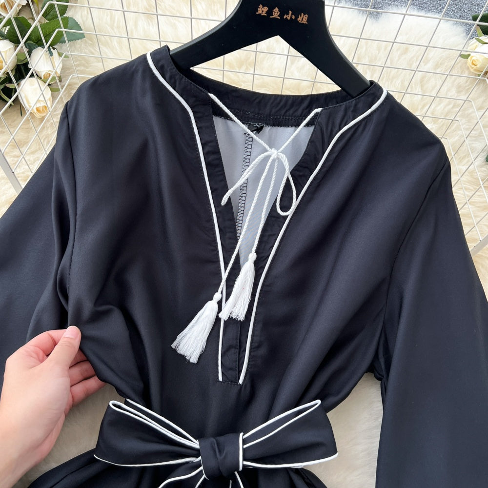 CM-DY037084 Women Elegant Seoul Style Deep V-Neck Long Sleeve Maxi Dress - Black