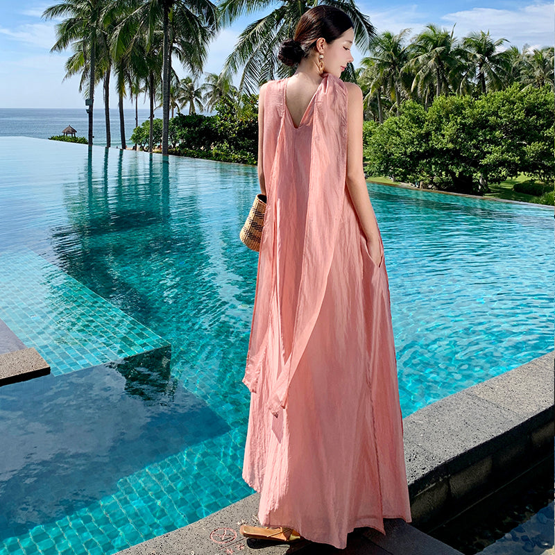 CM-DY037618 Women Elegant Seoul Style Halter Neckline Sleeveless Long Dress