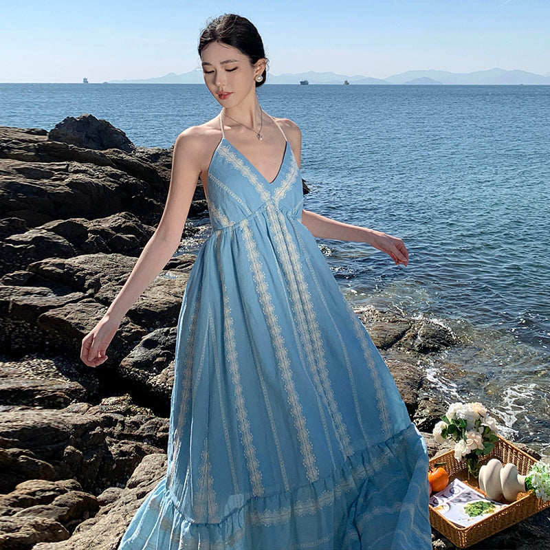 CM-DY037627 Women Trendy Bohemian Style Halter Neckline Sleeveless Maxi Dress