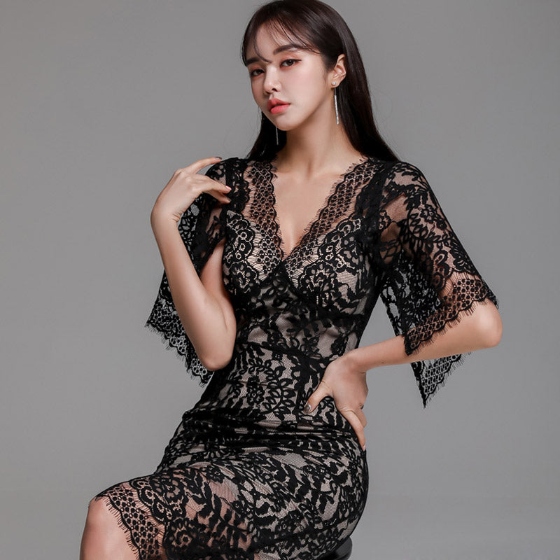 CM-DY040165 Women Elegant Seoul Style V-Neck Batwing Sleeve Slim Lace Midi Dress - Black