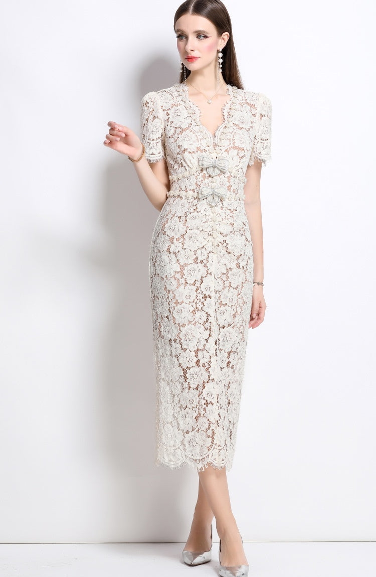 CM-DY040341 Women Elegant European Style V-Neck Short Sleeve Pinched Waist Single-Breasted Dress