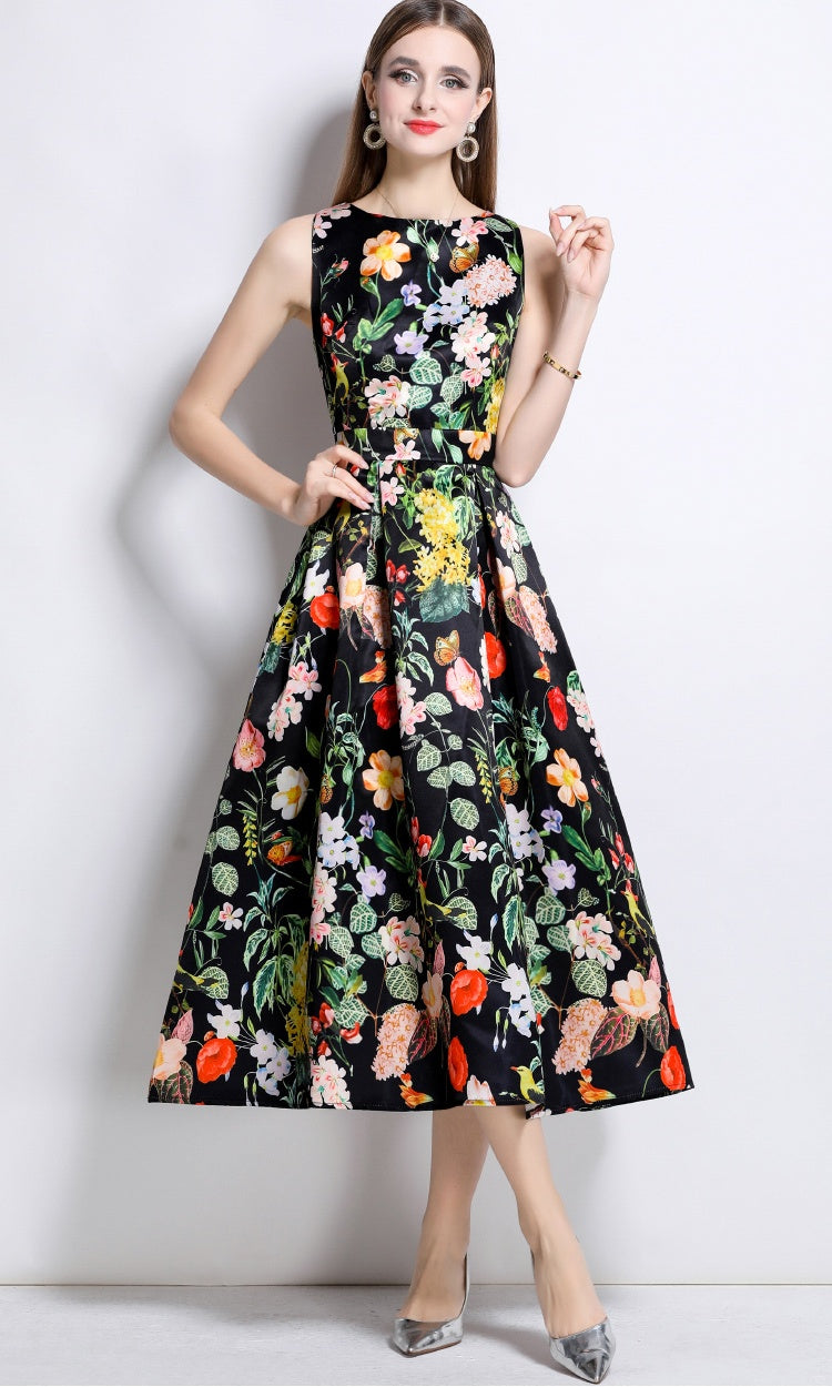 CM-DY044515 Women Elegant European Style Round Neck Sleeveless High Waist A-Line Dress